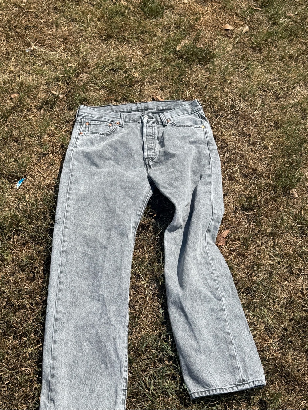 Levi's Men's Light Gray Relaxed Straight Jeans